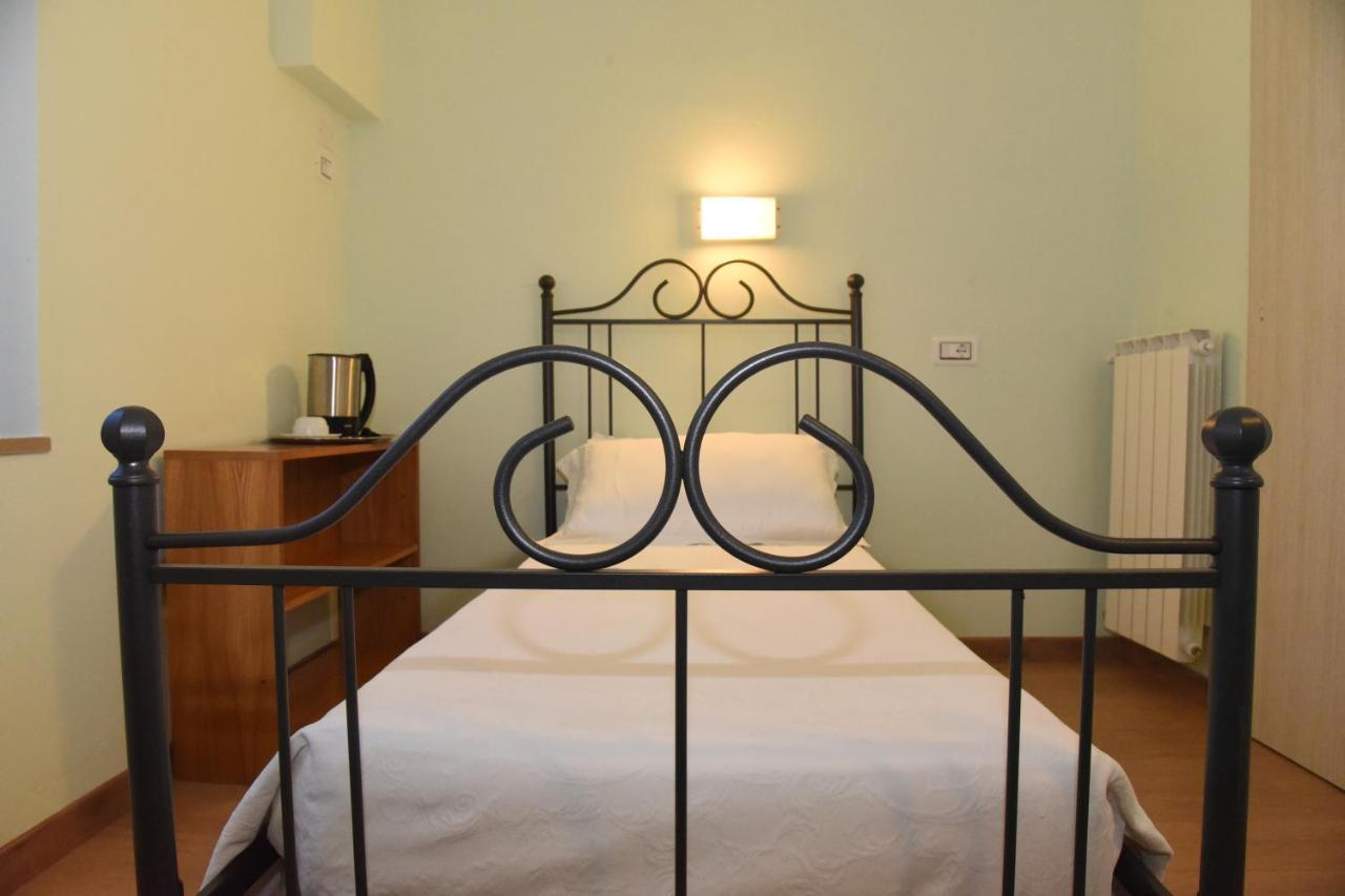 Albergo La Rosetta Chiusi Exterior photo